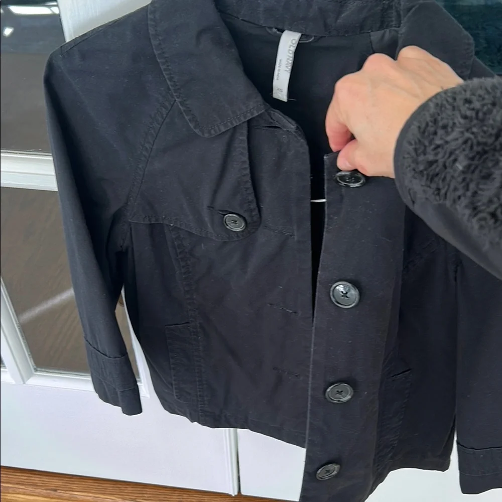 Old Navy Lightweight Black Pea Coat with Prominent Collar🌿 - Picture 4 of 4